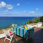 Sulla Scogliera By Interhome 아파트 *