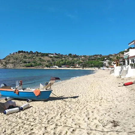 Apartamento Sulla Scogliera By Interhome *